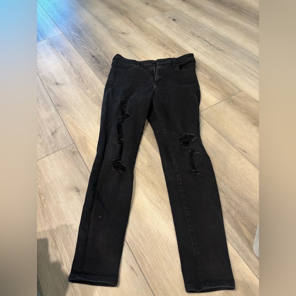 Abercrombie Black Distressed Women's Jeans